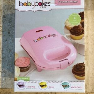 BABYCAKES CUPCAKE MAKER-NEW-still in plastic wrap